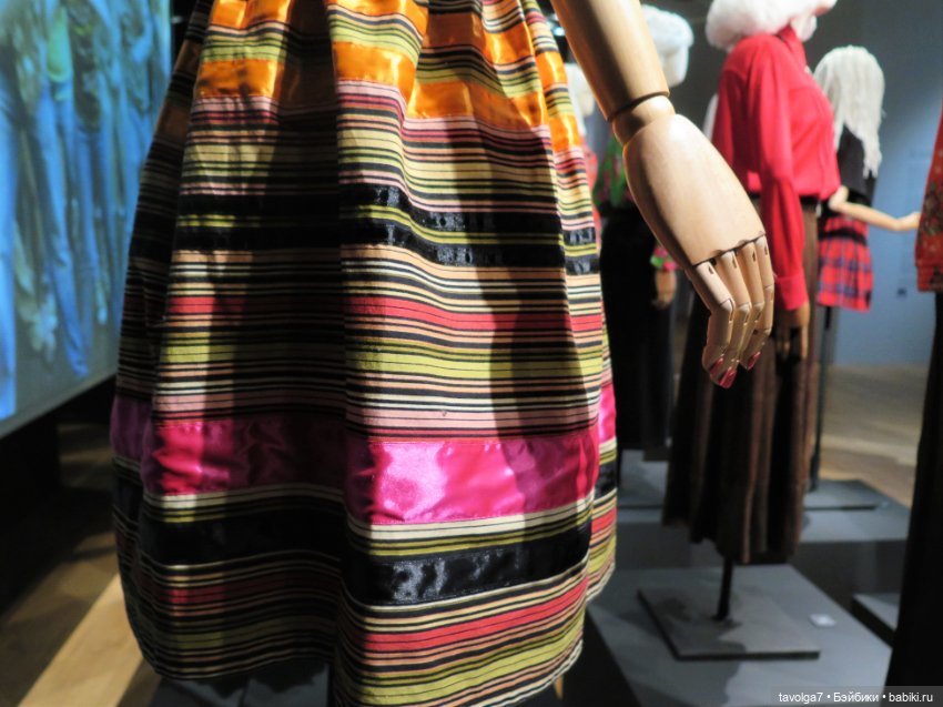 "Кринолин. Жакет. Свитшот." Парк (фото 6)