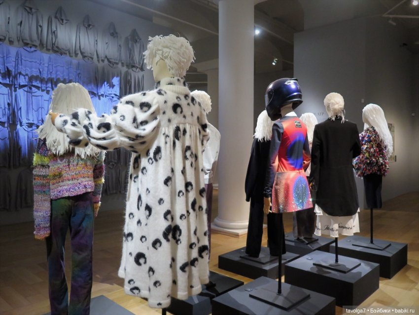 "Кринолин. Жакет. Свитшот." Парк