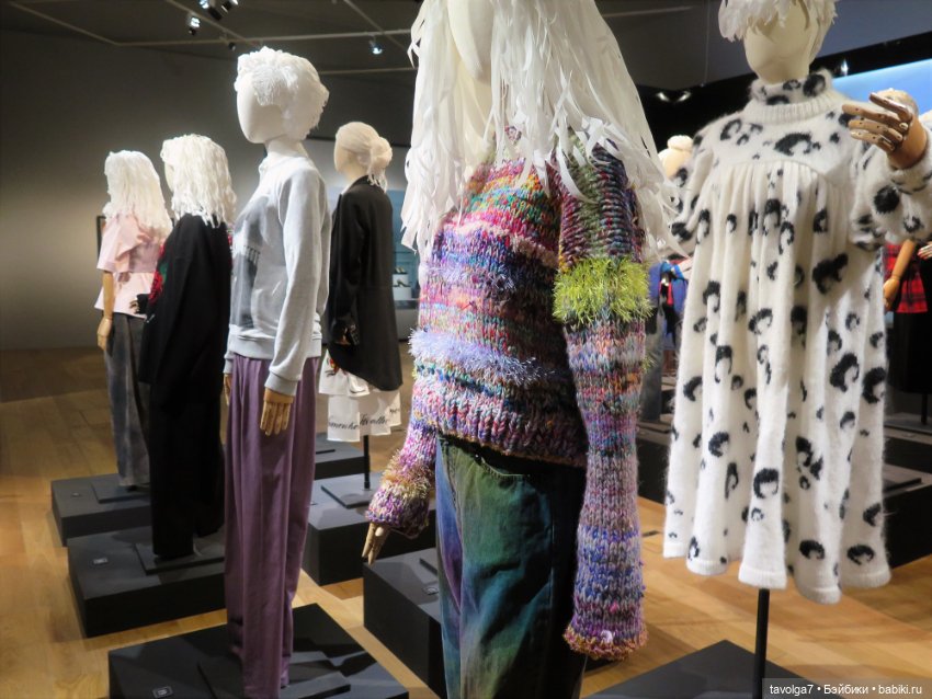 "Кринолин. Жакет. Свитшот." Парк