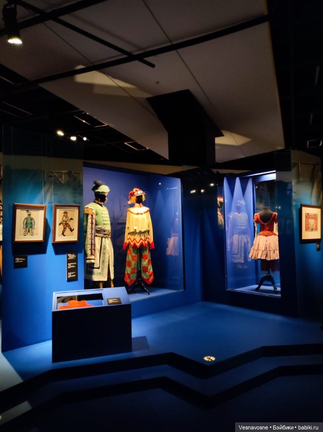 А пойдёмте на балет. Выставка "Первая позиция""