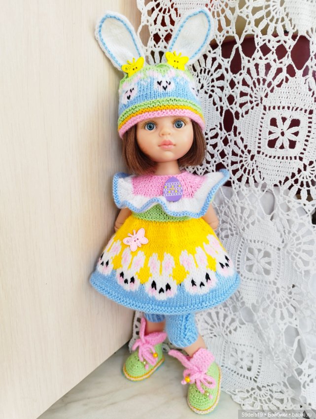 Ещё один яркий комплект одежды к Пасхе