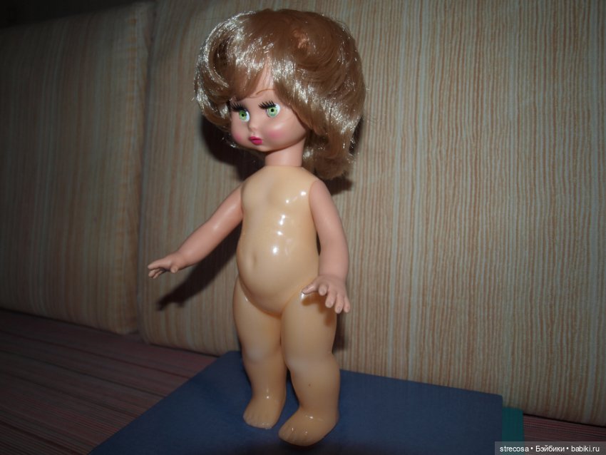 Пошла гулять - вернулась с куклой