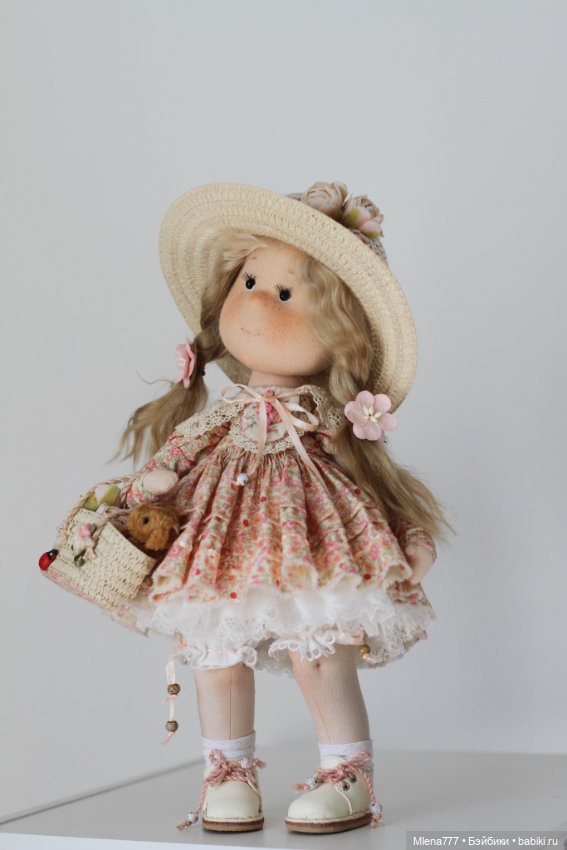 Душечка  , интерьерная текстильная кукла