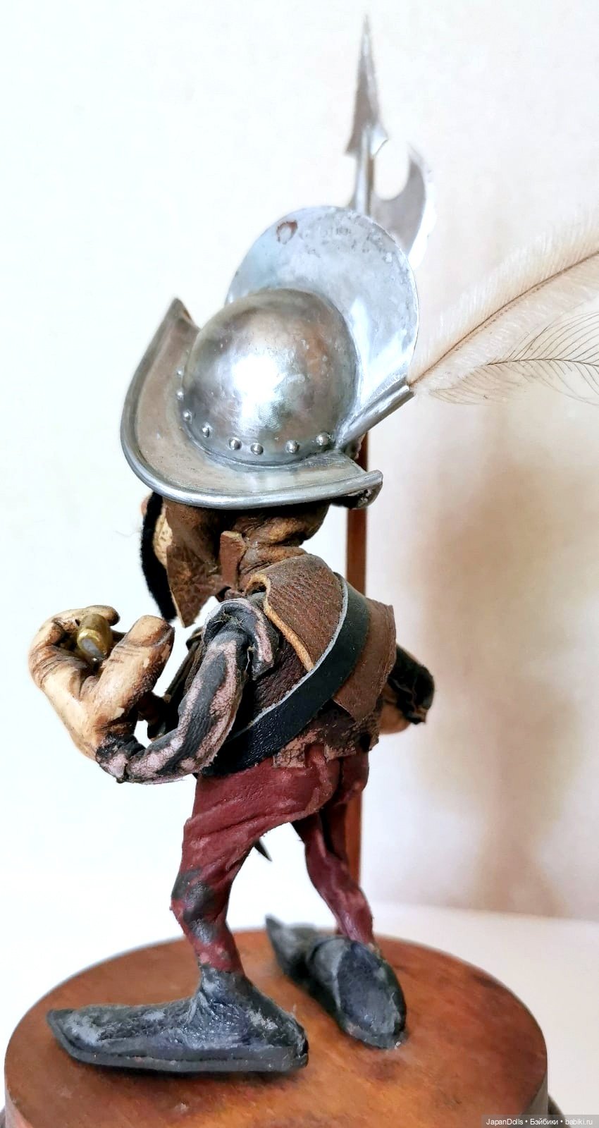 Конкистадор Альфонсо Визгун на выставке "Куклы с характером. Перезагрузка" (фото 3)