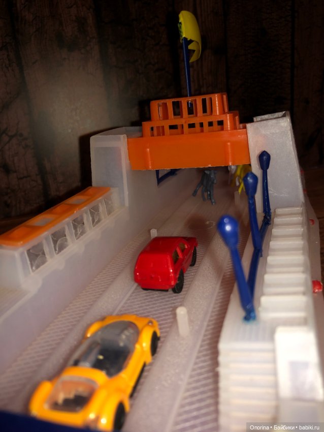 Паром Паромыч, рек русских помощь