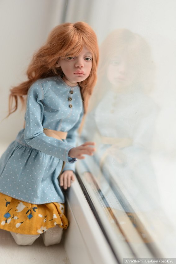 Ptichka Lora один день из жизни авторской куклы у коллекционера (фото 9)