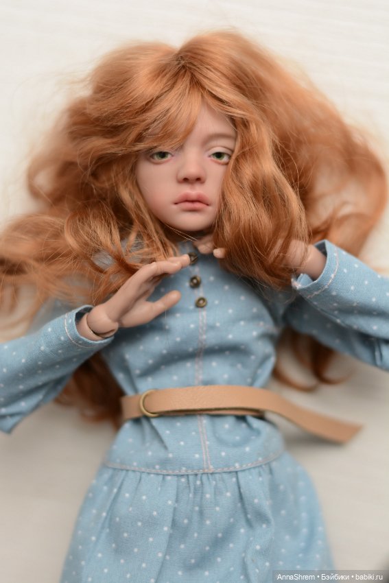 Ptichka Lora один день из жизни авторской куклы у коллекционера (фото 2)