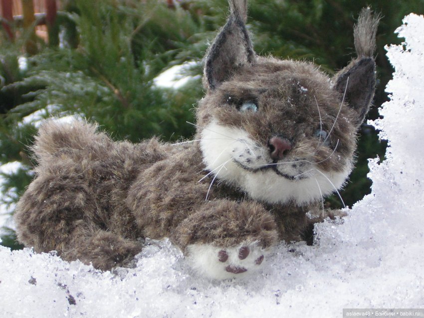 Реалистичная мягкая игрушка Рысенок