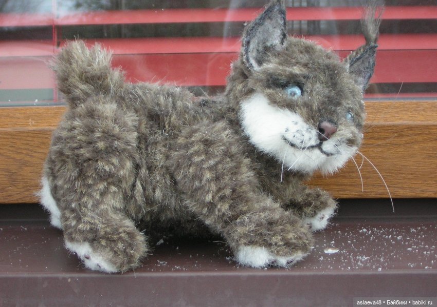 Реалистичная мягкая игрушка Рысенок (фото 4)