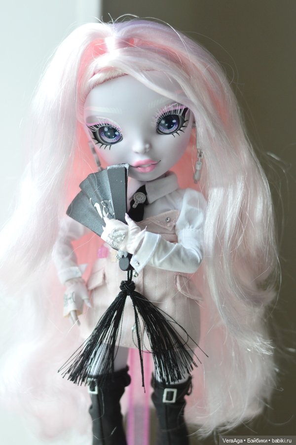 Карла Шупетт от Rainbow High (фото 7)