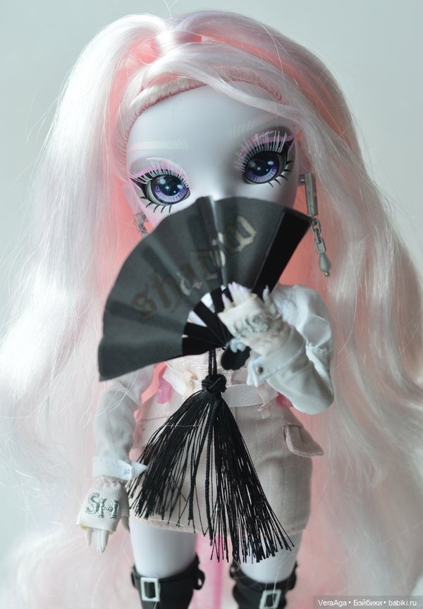 Карла Шупетт от Rainbow High (фото 3)