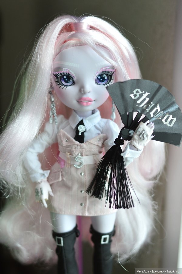 Карла Шупетт от Rainbow High