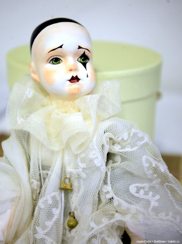 "Белый Пьеро" на выставке "Куклы с характером. Перезагрузка" (фото 2)