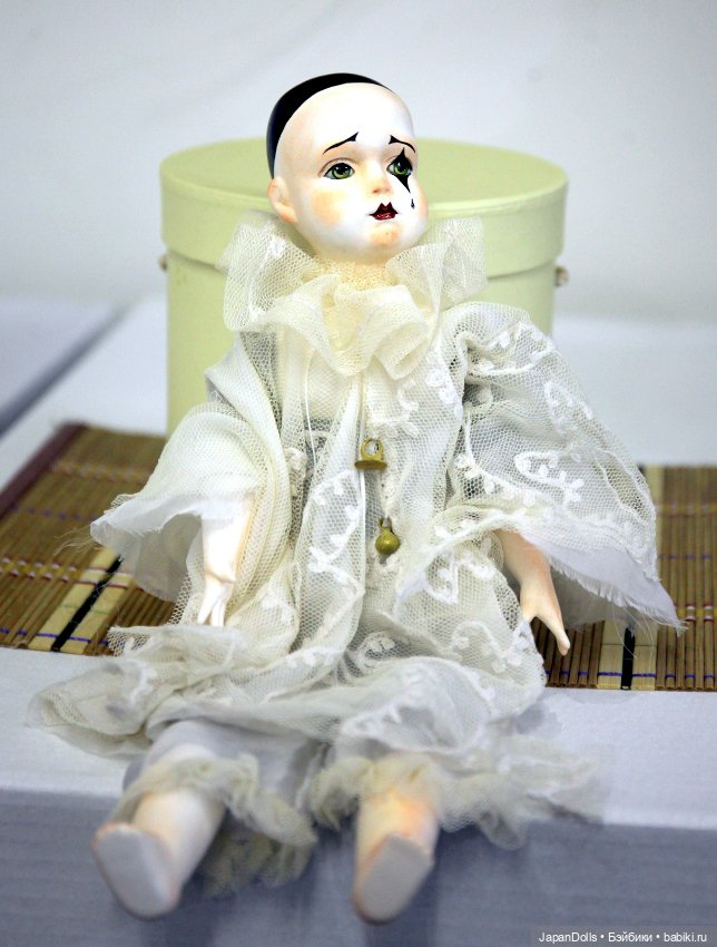 "Белый Пьеро" на выставке "Куклы с характером. Перезагрузка"