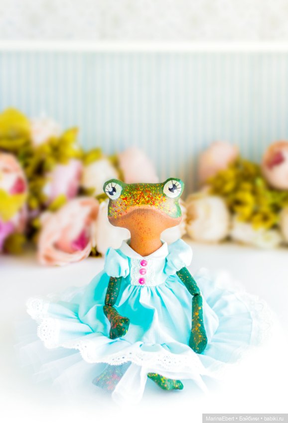 Лягушечка Бекки — Текстильные игрушки и примитивы: кофейные