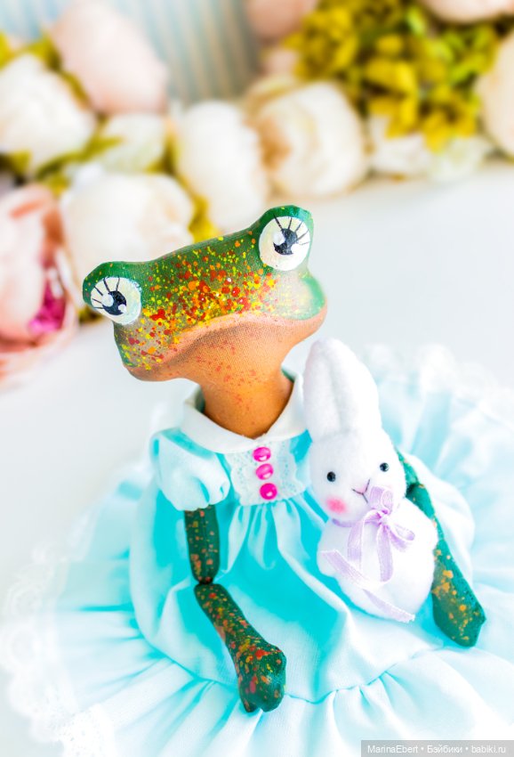 Лягушечка Бекки — Текстильные игрушки и примитивы: кофейные (фото 6)