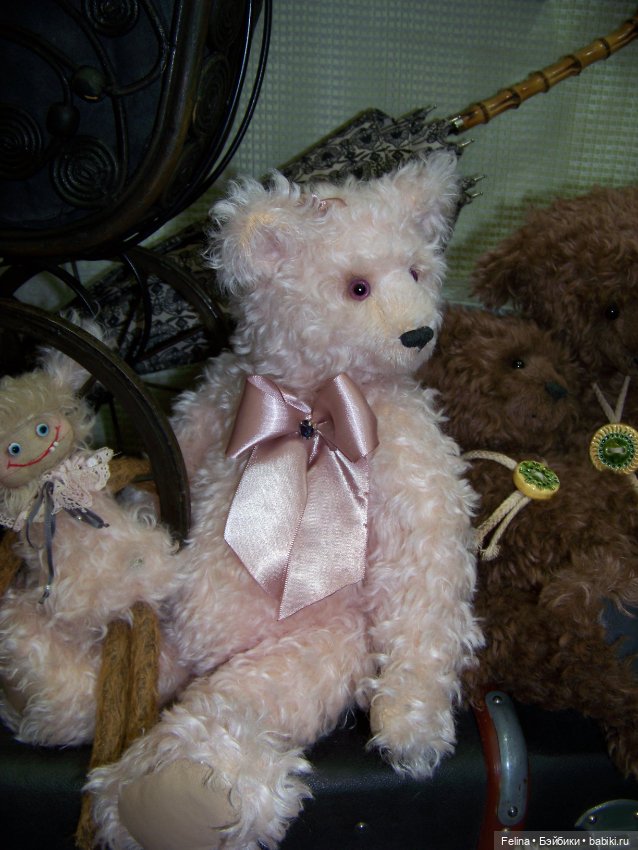 Выставка на Тишинке. Апрель 2023 (фото 10)