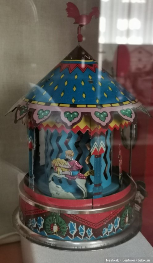 Любимые игрушки детства. Фотозарисовки из Сергиево-Посадского музея игрушки им. Бартрама