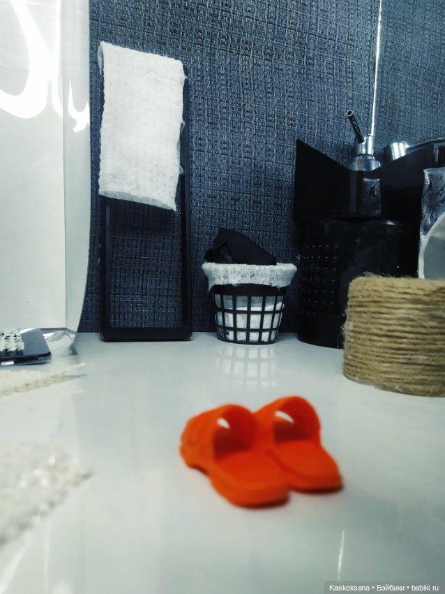 Душевая в черно-белом — Кукольная миниатюра своими руками: еда (фото 4)