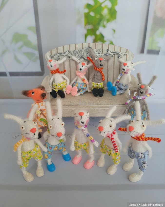 Зайцы удивляйцы — Вязаные игрушки и амигуруми: крючком