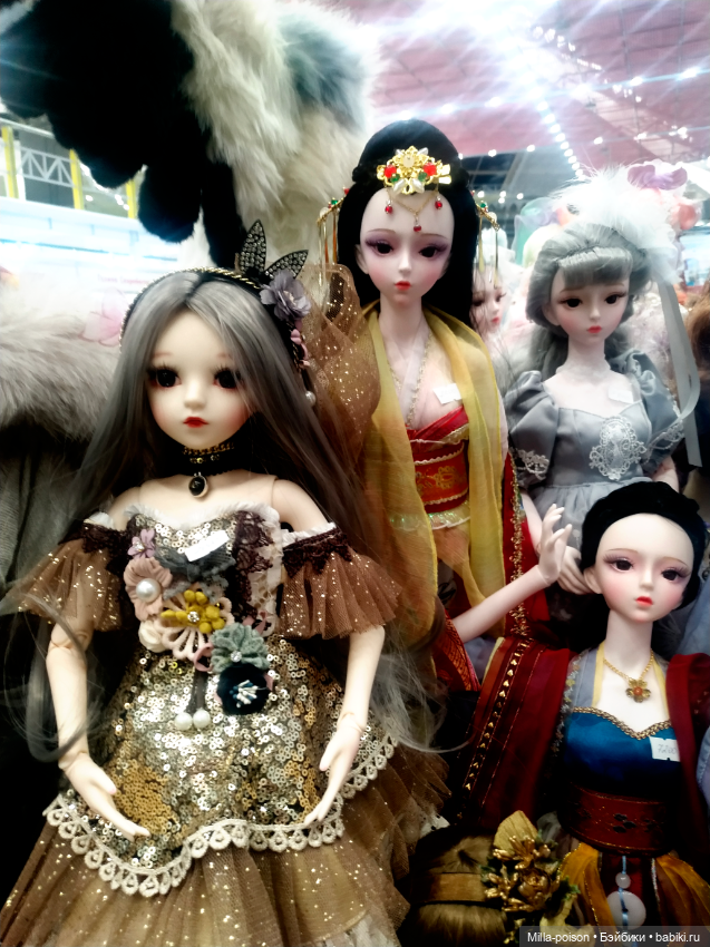 Куклы и мишки Тедди на Тишинке 2023