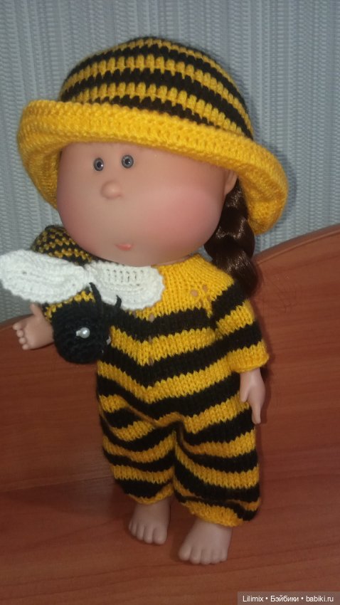 Чудесные нашивки из магазина М