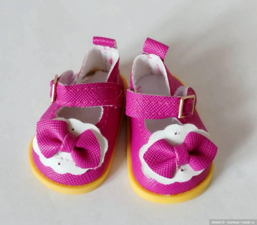 У моих паолочек к весне новые туфельки