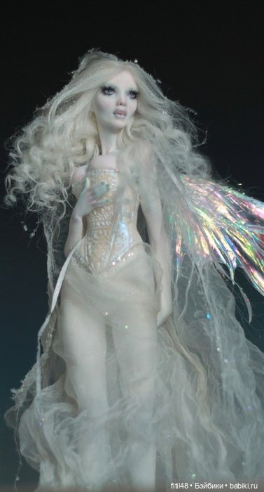 Лесные феи, грустные клоунессы и королевы бурлеска Николь Вест