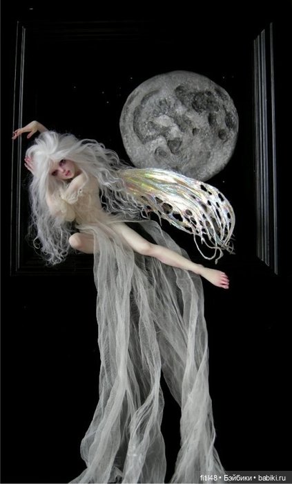 Лесные феи, грустные клоунессы и королевы бурлеска Николь Вест