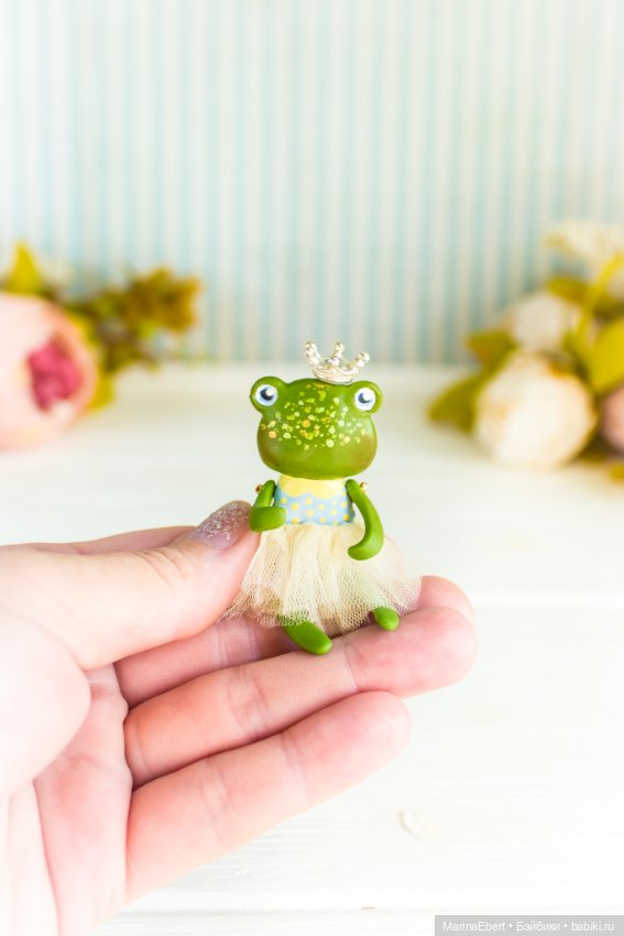 Лягушечка Габи — Авторские миниатюрные куклы: лепка (фото 2)