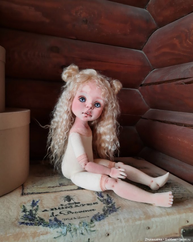 Авторская интерьерная кукла из капрона (фото 6)