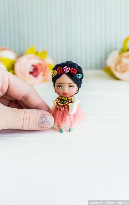 Мини куколка Фрида — Авторские миниатюрные куклы: лепка (фото 3)