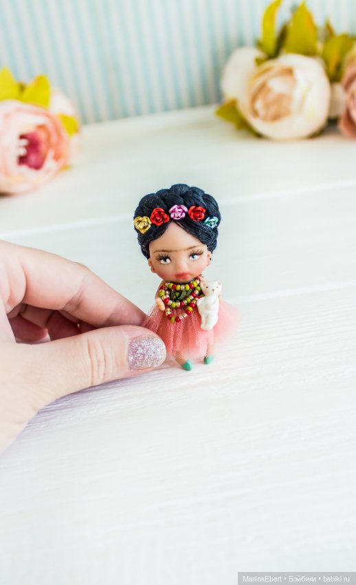 Мини куколка Фрида — Авторские миниатюрные куклы: лепка (фото 2)