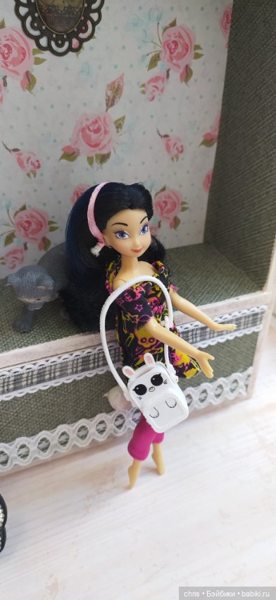 Агата. Мини Диснеечка 1:12 (фото 5)