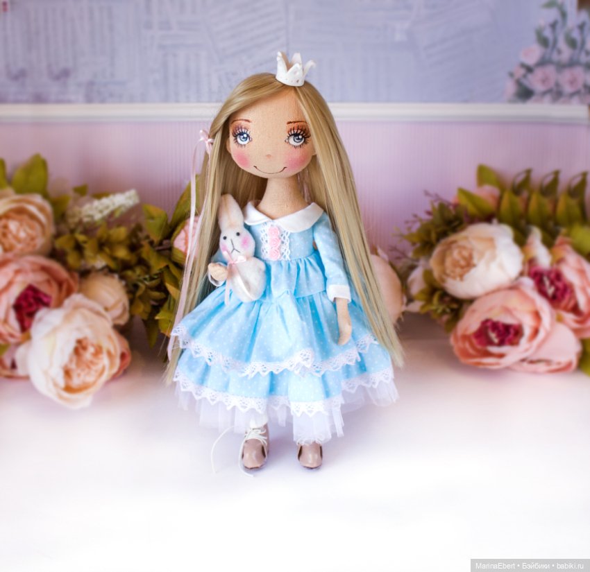 Текстильная куколка Эмили (фото 6)