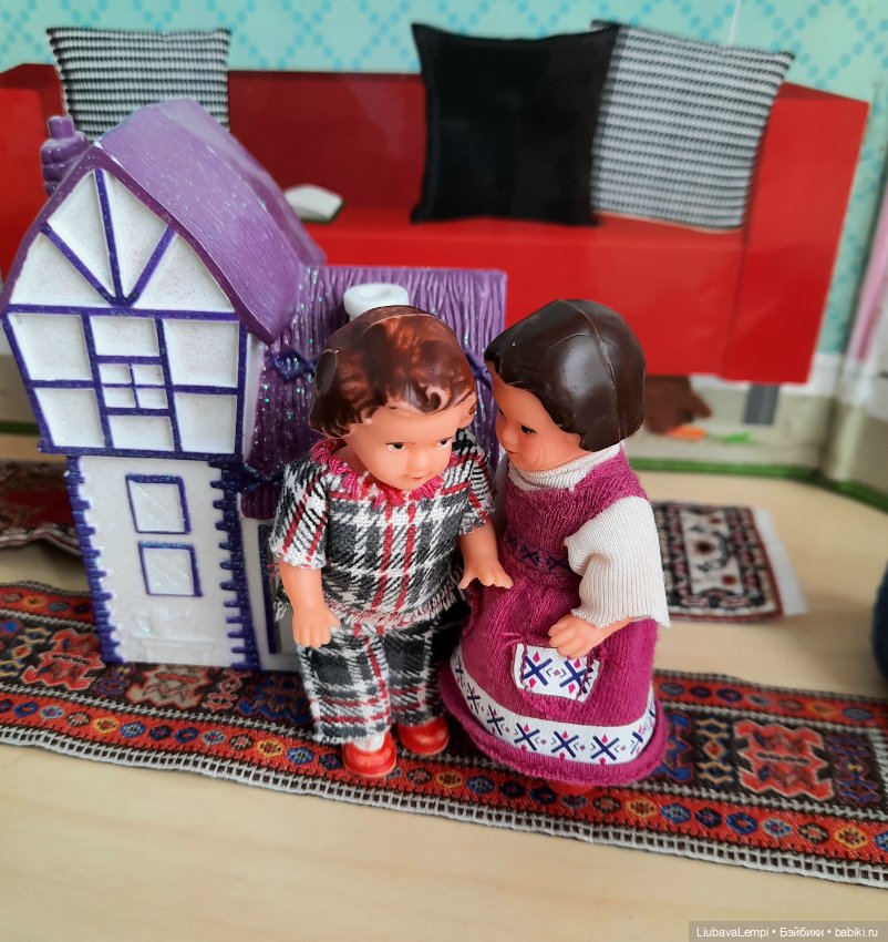 Мы тоже хотим играть. Или малыши хотят представиться