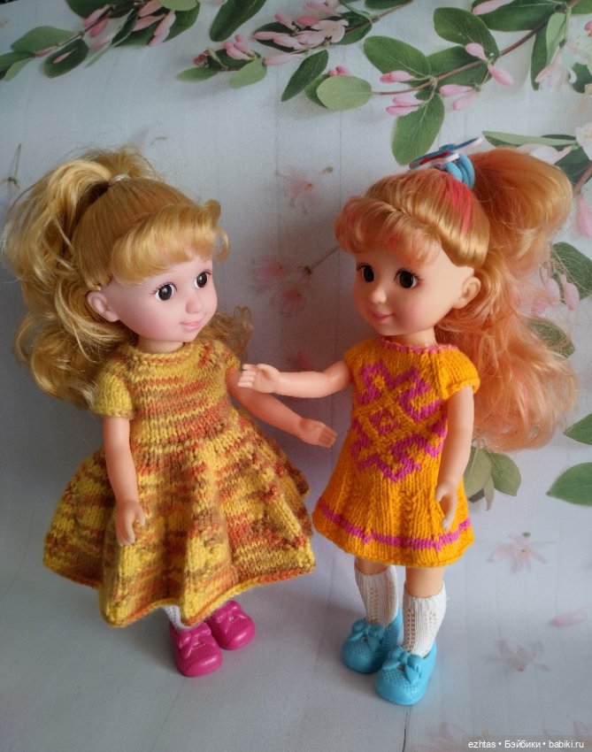 1 + 1. Амелия и Оливия — Одежда и обувь для кукол своими руками: фото (фото 9)