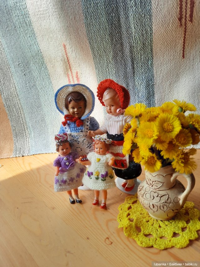 Стоят девчонки, стоят в сторонке👭👩‍❤️‍👩 (фото 7)