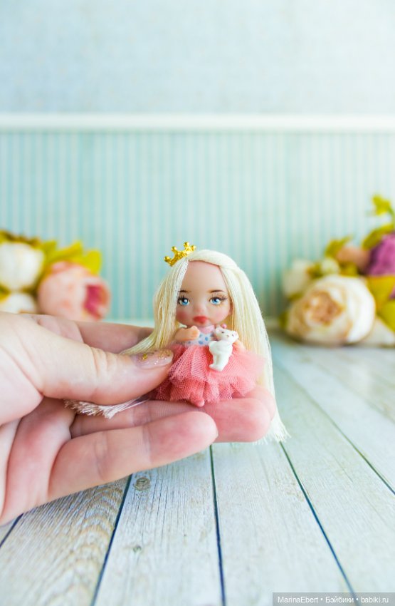 Маленькая кнопочки Бернадетт