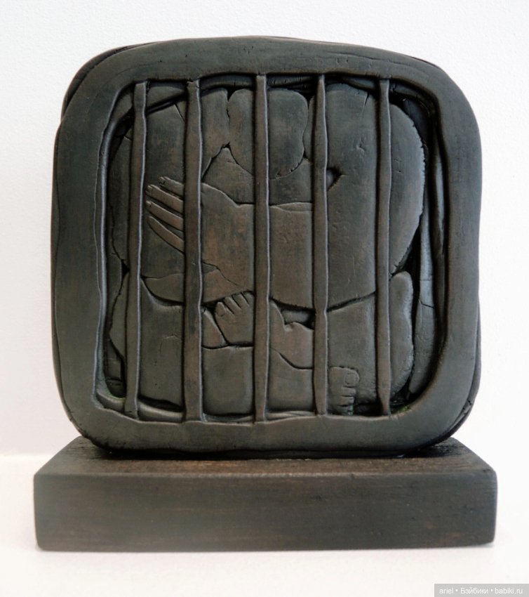 Проект «Compressed» («Сжатый») сирийского скульптора Халеда Даввы (Khaled Dawwa) (фото 5)