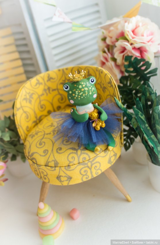 Лягушечка Каролина — Авторские миниатюрные куклы: лепка (фото 9)