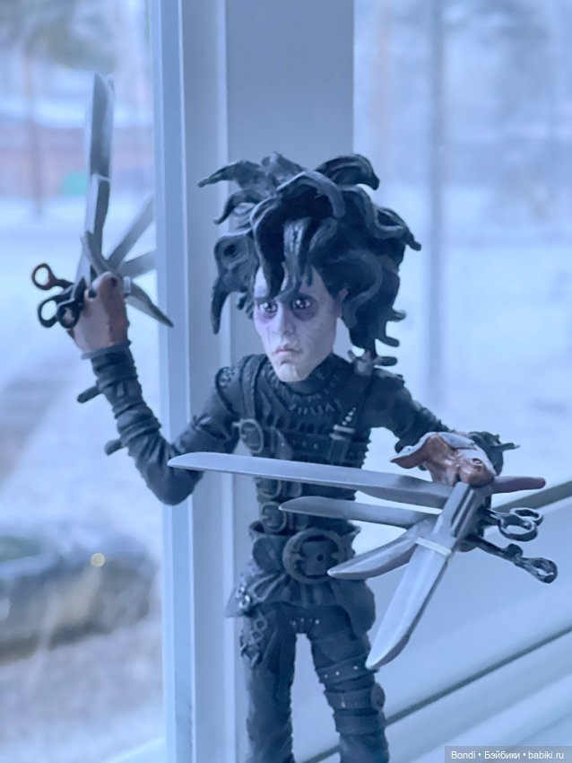 Эдвард руки-ножницы — Коллекционные куклы разных авторов (Разное): редкие бренды (фото 6)