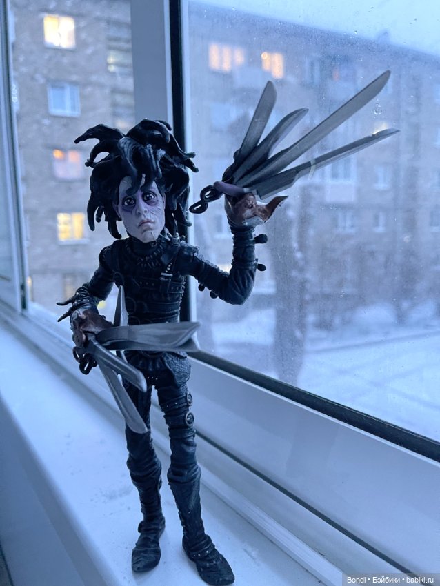 Эдвард руки-ножницы — Коллекционные куклы разных авторов (Разное): редкие бренды (фото 4)