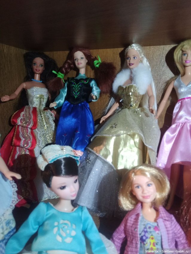 Кукольные полочки — Домашние коллекции кукол: фото собраний (фото 7)