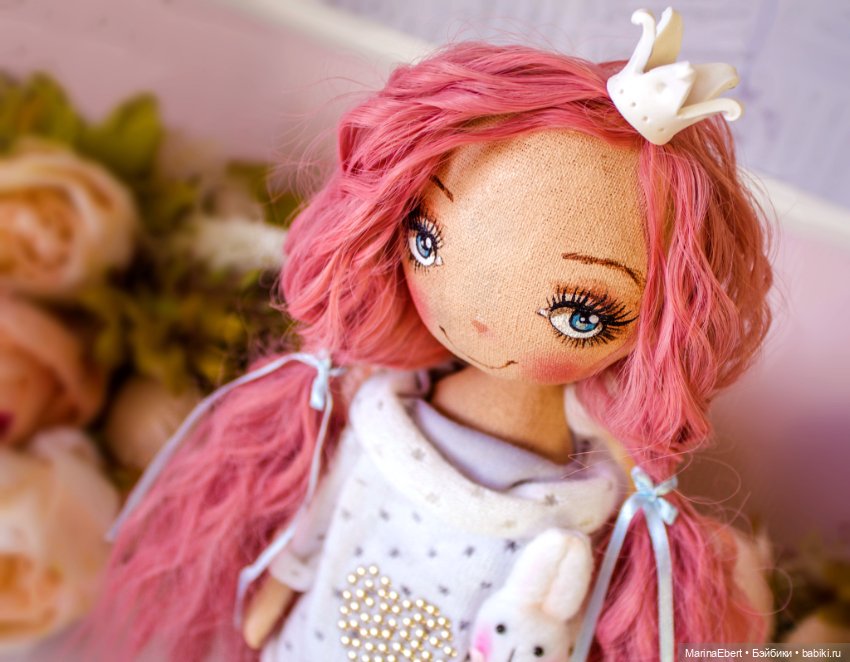 Текстильная куколка Энджи (фото 9)