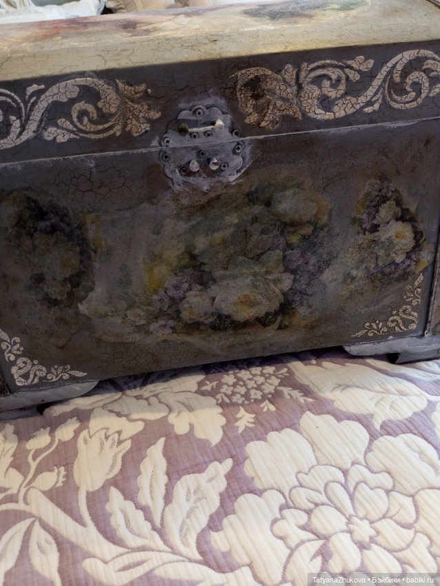 Старая картонная коробка — Наши хобби и творчество: вышивка