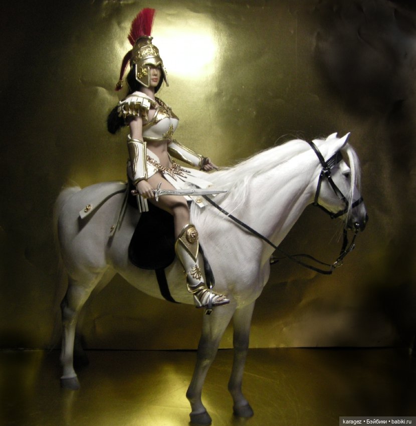 Куклы в доспехах верхом на конях (фото 8)