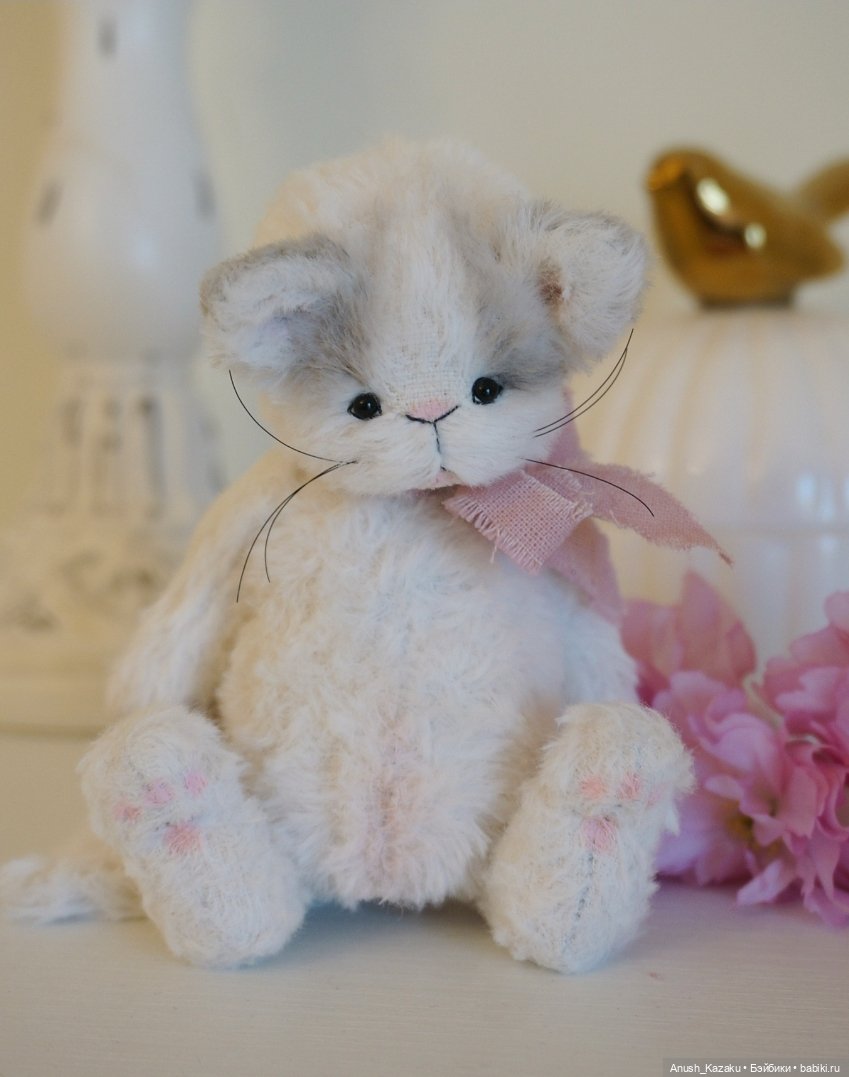 Весенний привет от комочка