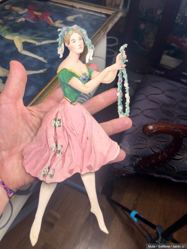 Артисты бумажного театра — Редкие антикварные куклы и реплики: воск