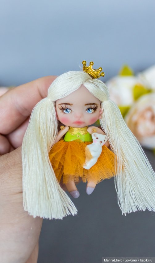 Миниатюрная куколка Эльза (фото 5)